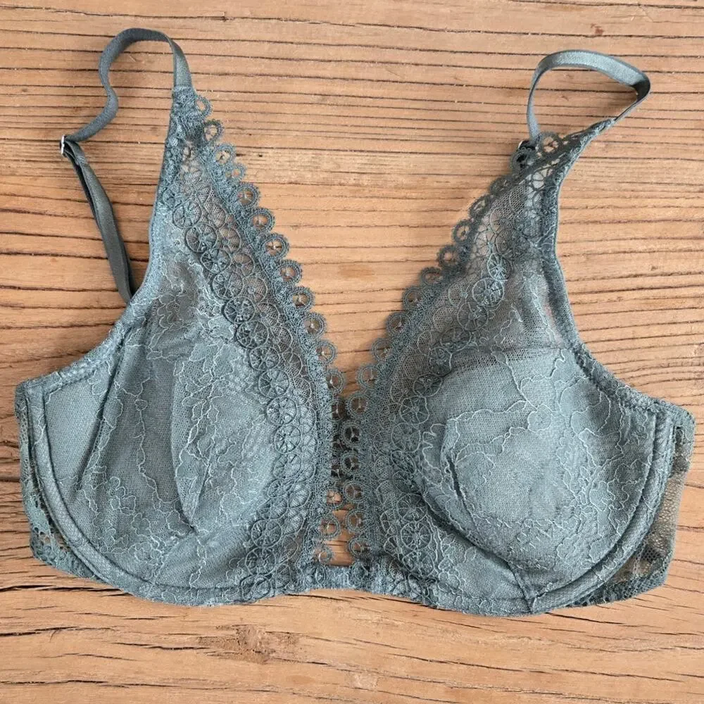 Victoria's Secret Very Sexy Green Lace Plunge sz 34C New